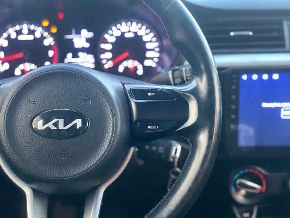 2019 Kia Rio IV, белый - вид 17