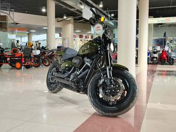 2022 Harley-Davidson Fat Bob, зелёный - вид 5