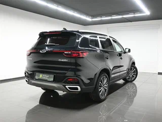2024 Chery Tiggo 8 I Рестайлинг, чёрный, 1890000 рублей, вид 2