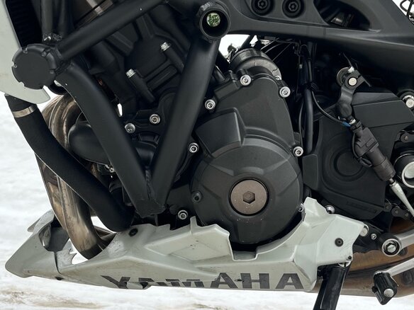 2018 Yamaha MT-09 (FZ-09), белый, 800000 рублей - вид 32