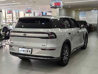 2026 Changan Qiyuan Q07 31.7 kWh, серебристый, 2600444 рублей, вид 3