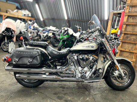 2000 Yamaha XV 1600 Road Star, бежевый, 750000 рублей, вид 3
