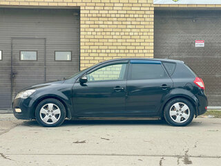 2011 Kia Ceed I Рестайлинг, чёрный, 470000 рублей, вид 2