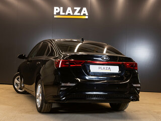2020 Kia Cerato IV, чёрный, 1369000 рублей, вид 3