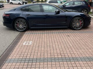 2017 Porsche Panamera Turbo II, синий, 7000000 рублей, вид 4