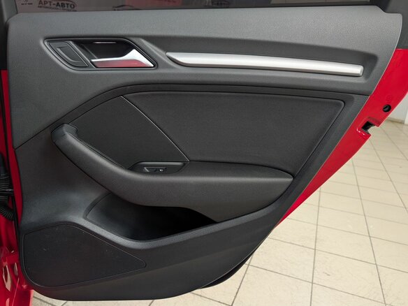 2014 Audi A3 III (8V), красный - вид 23