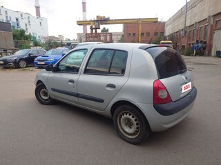 2004 Renault Clio II Рестайлинг 2, белый, 225000 рублей, вид 3