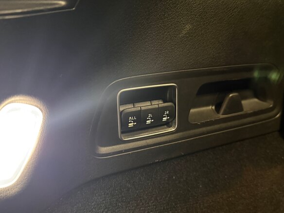 2021 Mercedes-Benz GLS 450 II (X167), чёрный, 6300000 рублей - вид 30