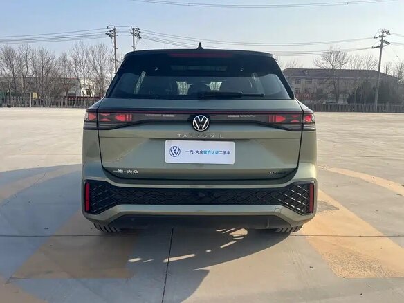 2025 Volkswagen Tayron II (China Market), зелёный, 5084360 рублей - вид 5