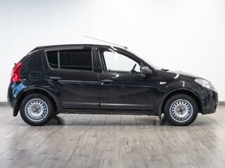 2010 Renault Sandero I, чёрный, 569000 рублей, вид 5