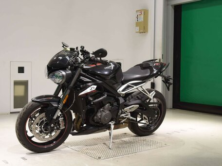 2018 Triumph Street Triple, чёрный, 749000 рублей, вид 4