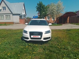 2011 Audi A3 II (8P) Рестайлинг 2, белый, 880000 рублей, вид 3