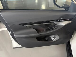 2023 BMW 5 серии 520i VIII (G60/G61/G68), белый, 6987600 рублей, вид 5