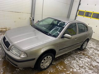 2008 Skoda Octavia I (A4) Рестайлинг, серебристый, 500000 рублей, вид 3