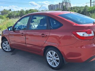 2019 Lada (ВАЗ) Granta I Рестайлинг, красный, 450000 рублей, вид 4