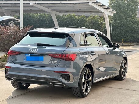2023 Audi A3 Sportback 35 TFSI IV (8Y), серый, 2650000 рублей, вид 4