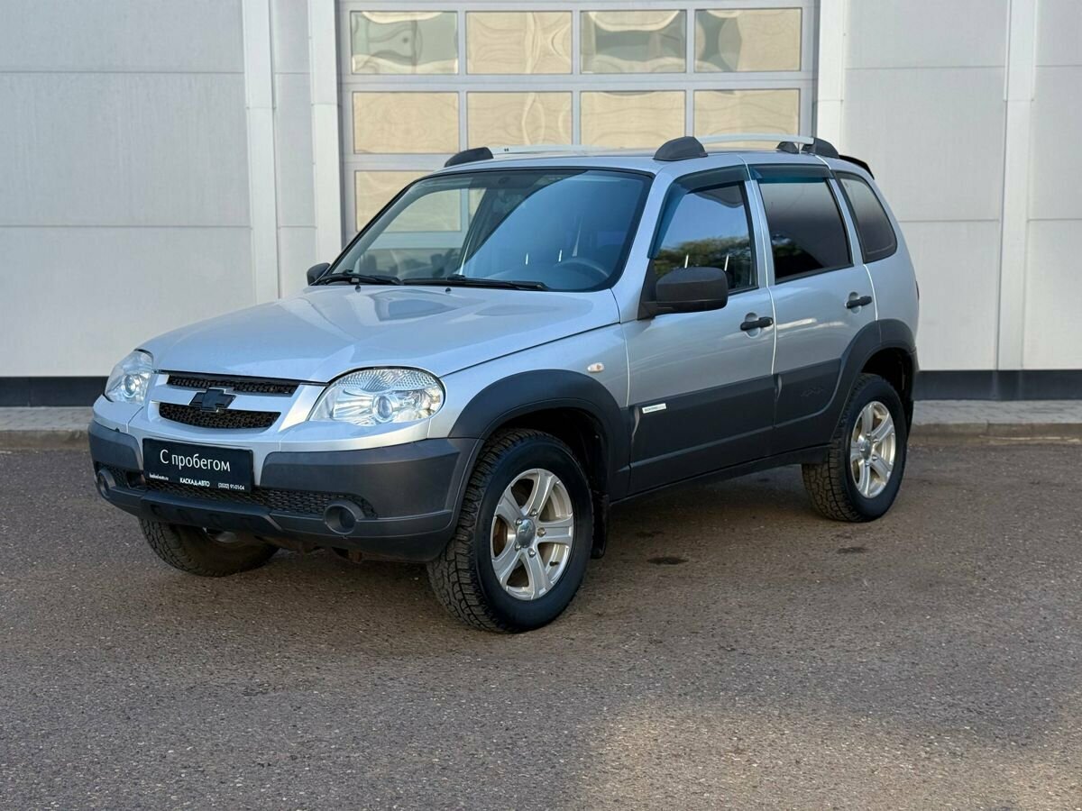 Открыть фотографии: Chevrolet Niva I Рестайлинг