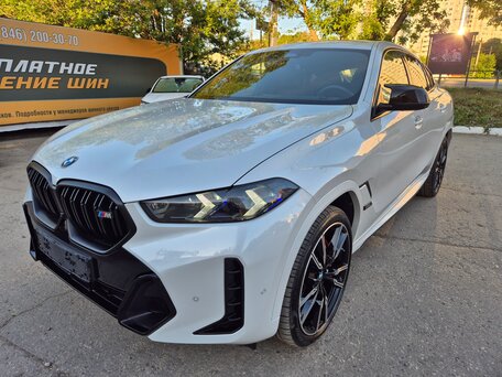 2024 BMW X6 M60i III (G06) Рестайлинг, белый, 15000000 рублей, вид 2