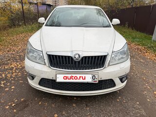 2013 Skoda Octavia II (A5) Рестайлинг, белый, 600000 рублей, вид 1