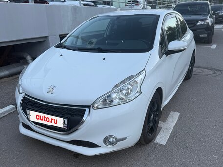 2013 Peugeot 208 I, белый, 430000 рублей, вид 1