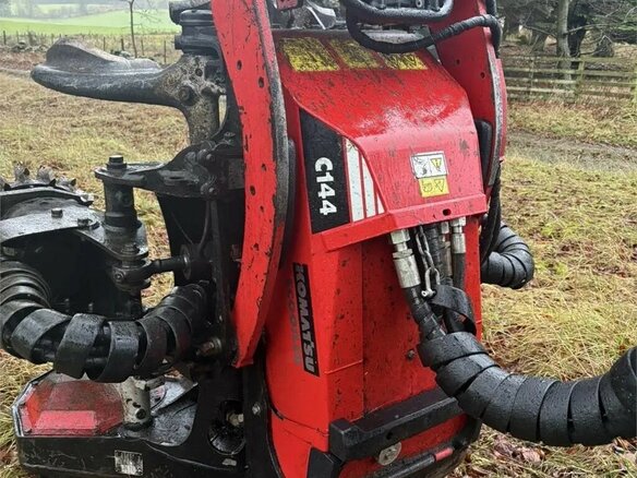 2023 Komatsu 931, красный, 53790000 рублей - вид 16
