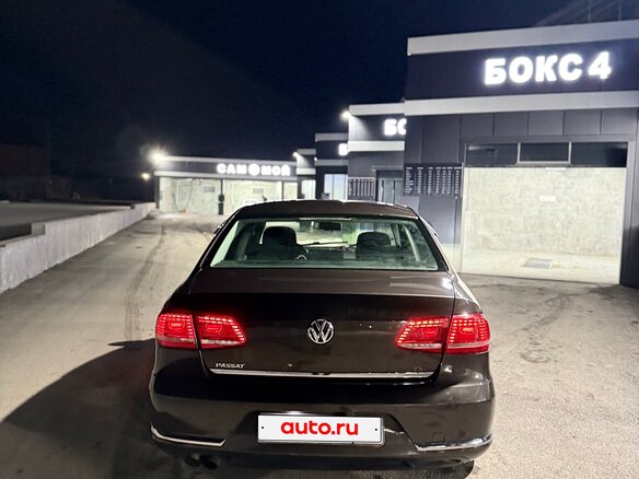 2012 Volkswagen Passat B7, чёрный, 700000 рублей - вид 3
