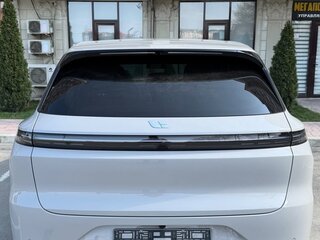 2024 Li Auto (Lixiang) L6 I, серый, 4720000 рублей, вид 5