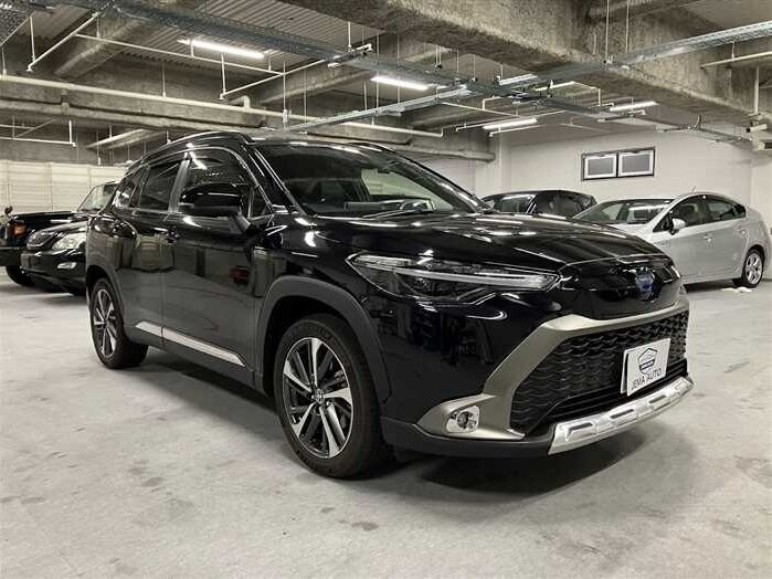 Открыть фотографии: Toyota Corolla Cross I
