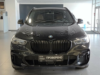 2022 BMW X5 40d IV (G05/G18), чёрный, 7799000 рублей, вид 2