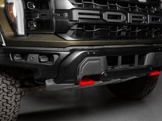 2026 Ford F-150 Raptor SuperCrew Raptor XIV Рестайлинг, зелёный, 14998000 рублей, вид 3