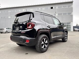 2019 Jeep Renegade Trailhawk I, чёрный, 2250000 рублей, вид 3