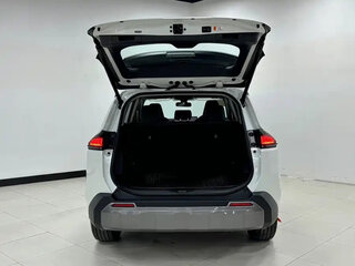 2025 Toyota RAV4 VI (XA60), белый, 4150000 рублей, вид 5