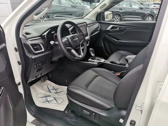 2026 Isuzu D-Max III, белый, 3890000 рублей - вид 6