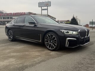 2021 BMW 7 серии Long 740Li VI (G11/G12) Рестайлинг, чёрный, 8300000 рублей, вид 2