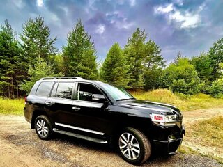2017 Toyota Land Cruiser 200 Series Рестайлинг 2, чёрный, 6500000 рублей, вид 2