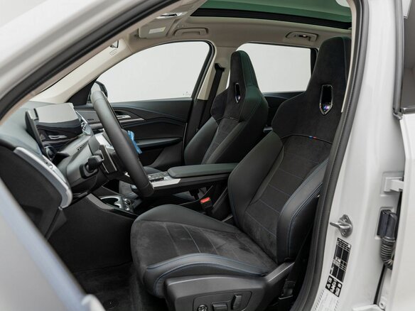 2026 BMW X1 Long 25Li xDrive III (U11/U12), белый, 5990000 рублей - вид 13
