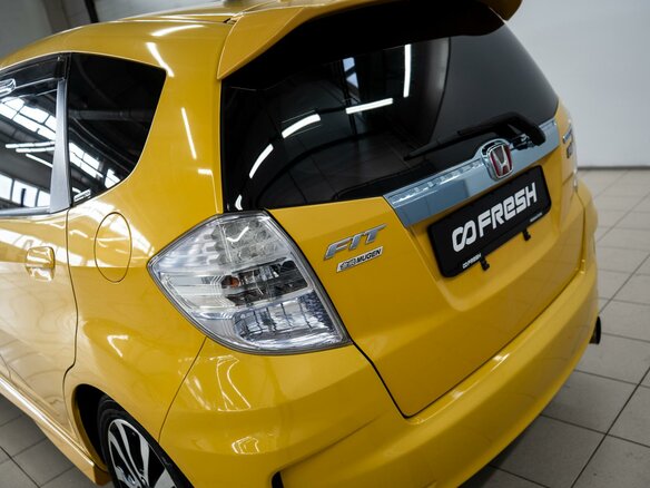 2012 Honda Fit Hybrid II, жёлтый, 1109000 рублей - вид 7