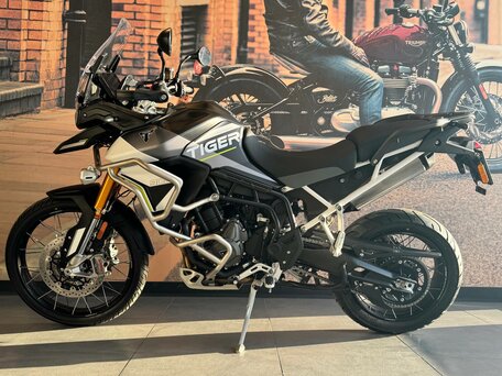 2024 Triumph Tiger 900, чёрный, 1850000 рублей, вид 3