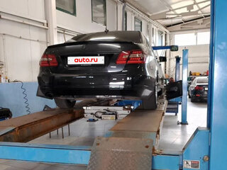 2010 Mercedes-Benz E-Класс 200 5G-Tronic IV (W212, S212, C207), чёрный, 1500000 рублей, вид 4