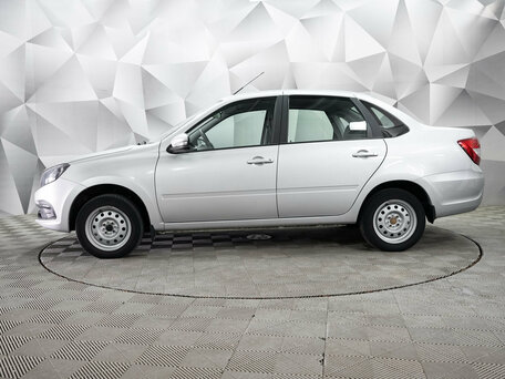 2024 Lada (ВАЗ) Granta I Рестайлинг, серебристый, 684000 рублей, вид 2