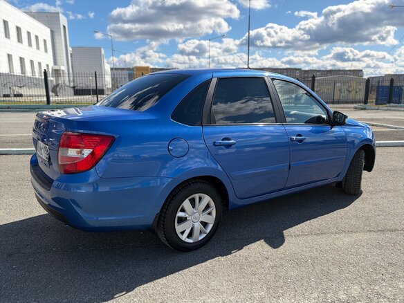 2020 Lada (ВАЗ) Granta I Рестайлинг, синий, 550000 рублей - вид 3