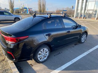 2018 Kia Rio IV, чёрный, 1250000 рублей, вид 4