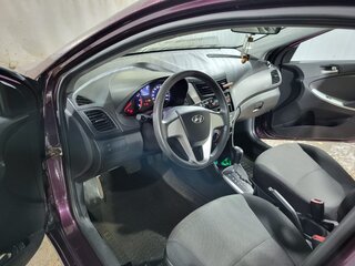2011 Hyundai Solaris I, фиолетовый, 650000 рублей, вид 4