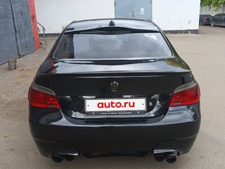 2005 BMW 5 серии 525i V (E60/E61), чёрный, 1000000 рублей, вид 3