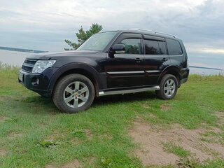 2007 Mitsubishi Pajero IV, чёрный, 1400000 рублей, вид 2