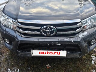 2015 Toyota Hilux VIII, серый, 2590000 рублей, вид 3