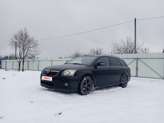 2006 Toyota Avensis II Рестайлинг, чёрный, 650000 рублей, вид 1