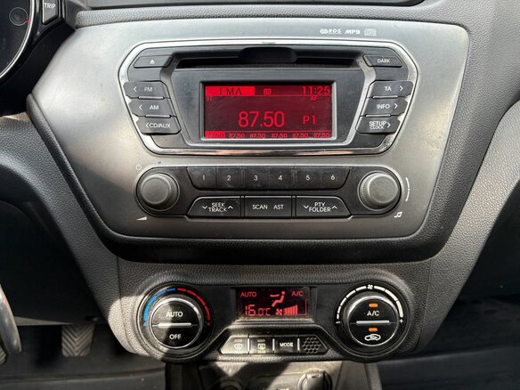 2013 Kia Rio 5-speed III, серый - вид 14
