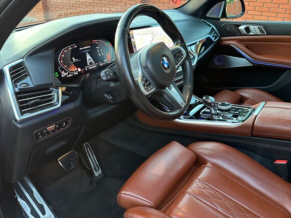 2018 BMW X5 M50d IV (G05/G18), чёрный, 5990000 рублей - вид 6