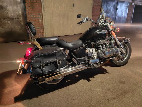 1997 Honda Valkyrie 1500, чёрный, 600000 рублей, вид 1